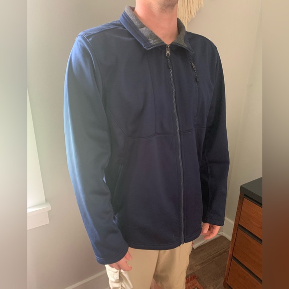 Men’s medium size rain coat/jacket. Clean no rips. - Picture 1 of 2